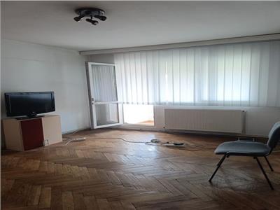 Apartament cu 2 camere b-dul Saturn, zona Astra, Brasov