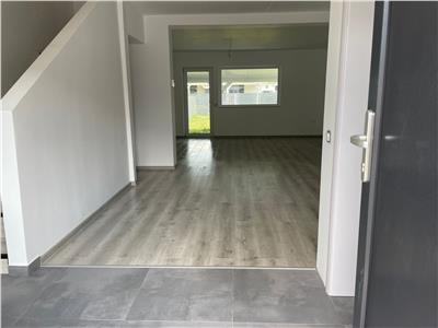 Casa tip Duplex, 4 camere, Zona Izvor