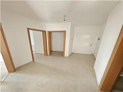 Apartament 3 camere, decomandat, loc de parcare inlus, Avangarden 1