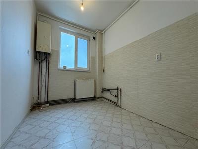 Apartament 3 camere, etaj intermediar, zona Noua, Brasov